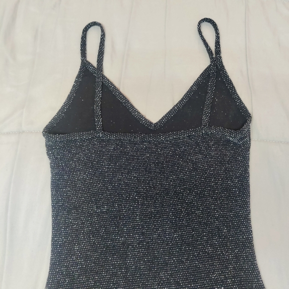 Pretty Little Things Midi Dress - Picture 5 of 5